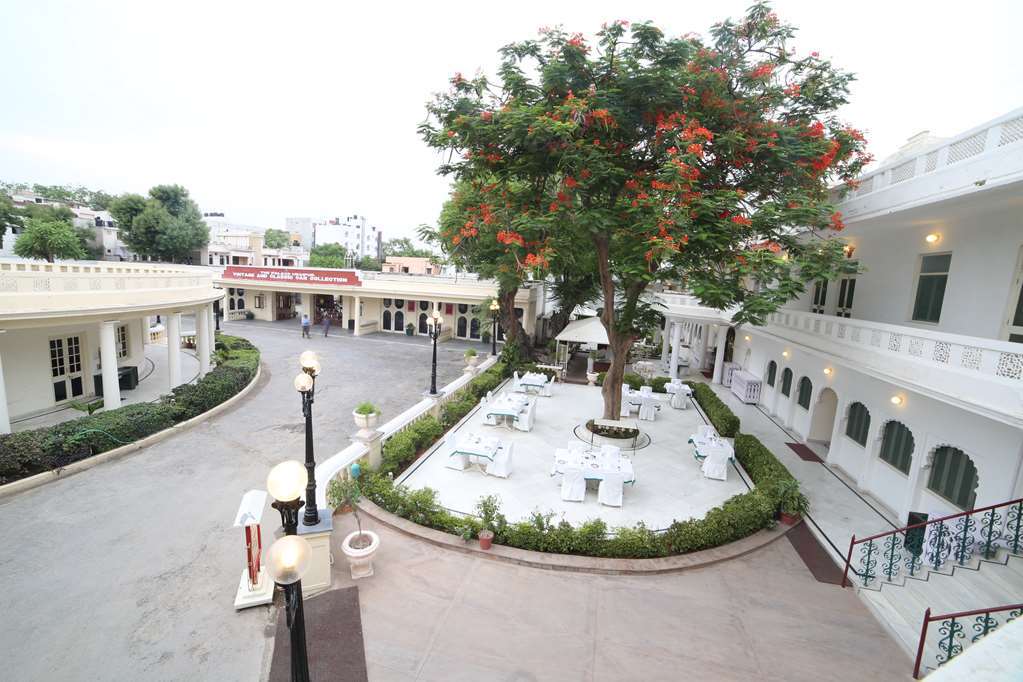 Garden Hotel By Hrh Group Of Hotels Udaipur Restaurante foto